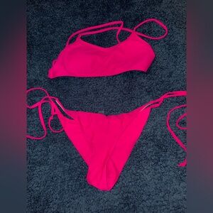 Bundle of medium bikinis